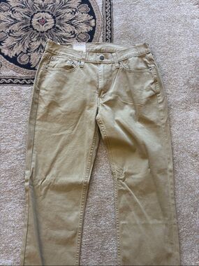 Levi Khaki Jeans (33x30)